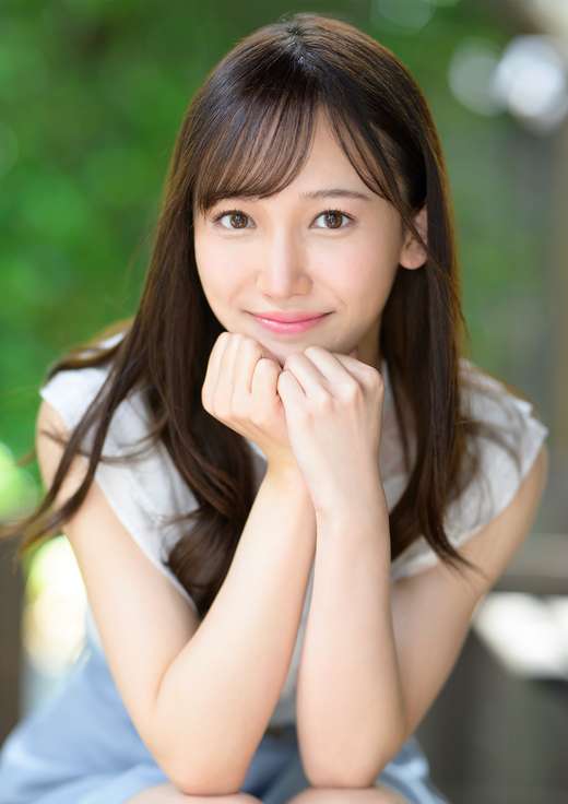 Momo Misono (御園もも) Profile Photo